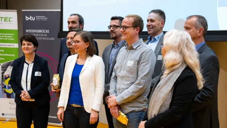 Die Speakerinnen und Speaker der Pitch-Session beim 8. BTU-Transfertag.