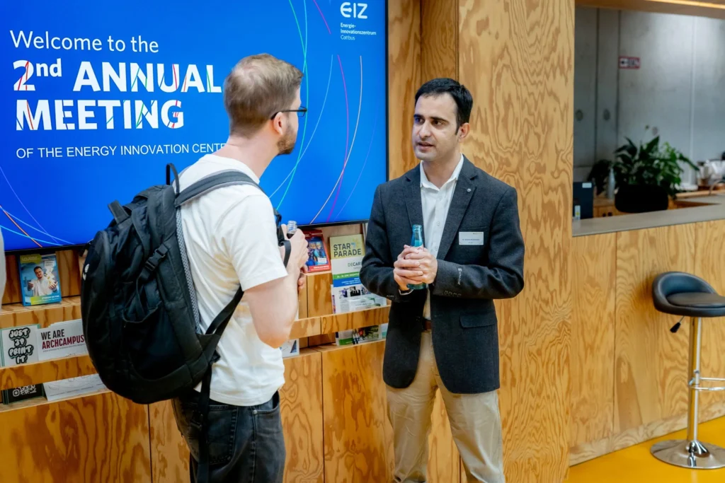 Redner bei der 2. Annual Meeting des EIZ